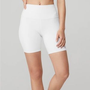 Alo yoga white biker shorts